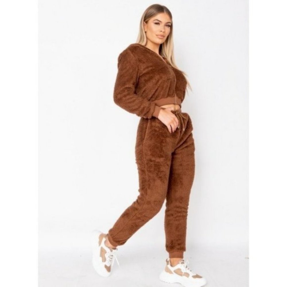 Brown Teddy Bear Fur Long Sleeve Hooded Crop Top and Jogger Pants Two Piece Set - Picture 5 of 15